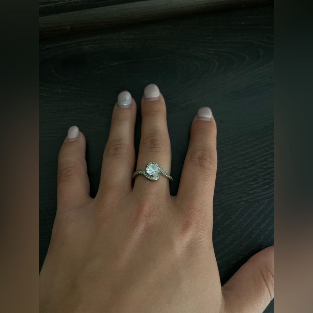 Style Ring - Picture 4 of 4